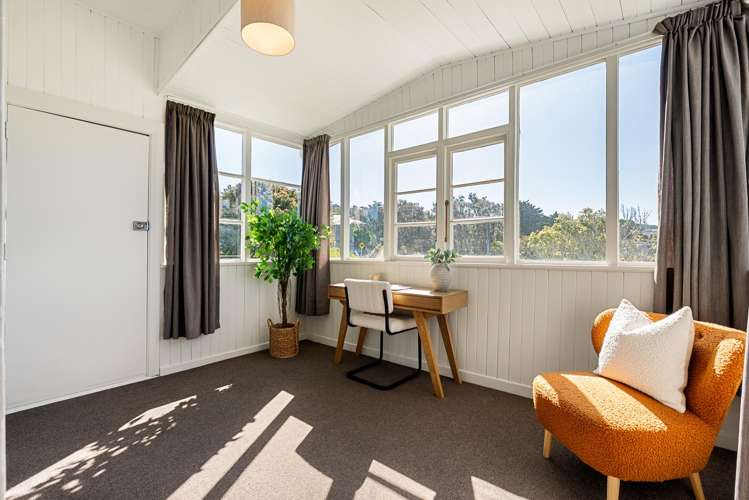 18 Hawtrey Terrace Johnsonville_9