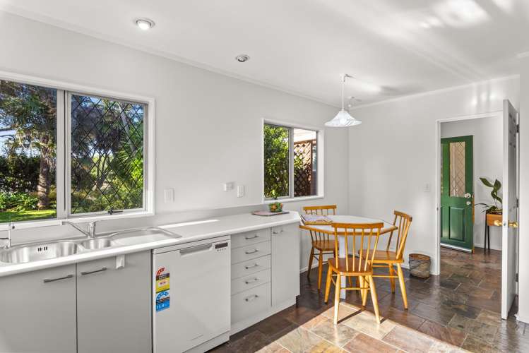 10 Cedar Drive Paraparaumu Beach_10