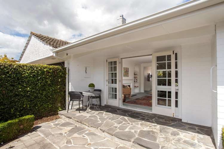 2/89 Winchester Street Merivale_9