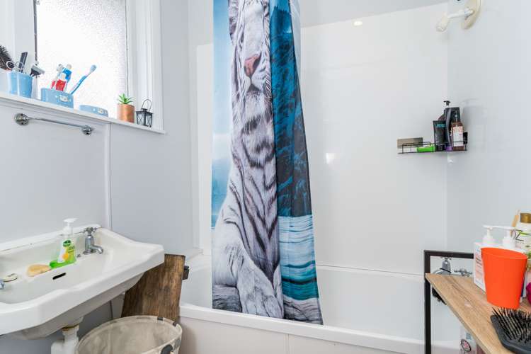 17 Nairn Street Mosgiel_13