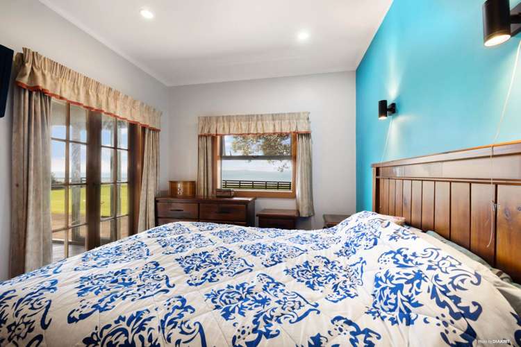 1804 East Coast Road Whakatiwai_11