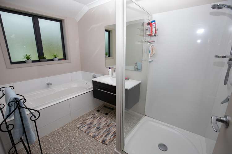 2 Karoro Place Karoro_10