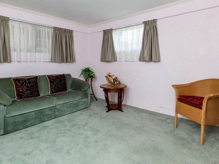 2 Hoey Street Kamo_11