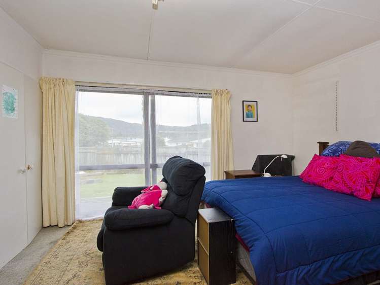 32 Ruthven Road Wainuiomata_10