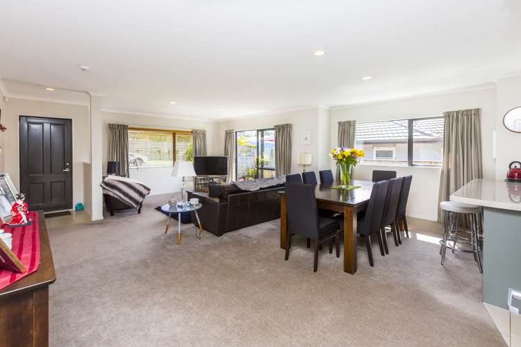 3 Aragon Grove Kingsley Heights_5