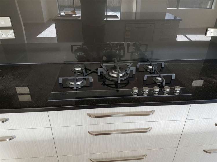 21 Edwin Ebbett Place Wigram_12