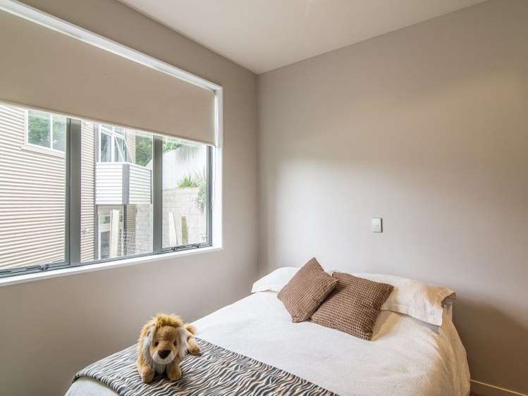 2/61 Severn Street Island Bay_8