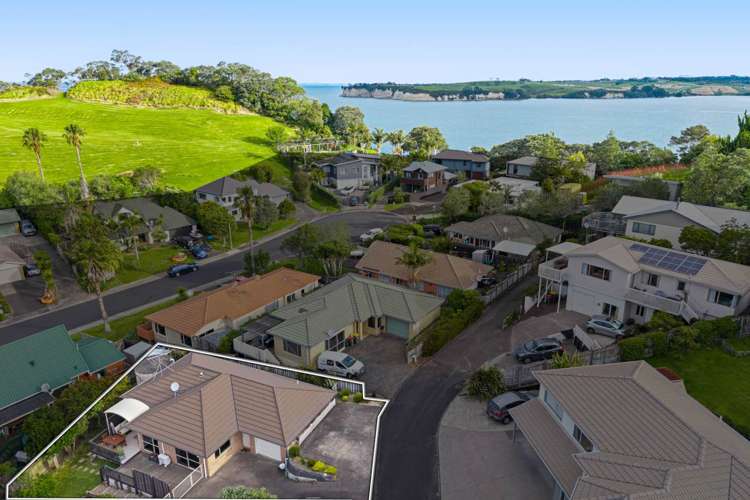 17 Kestrel Heights Arkles Bay_17