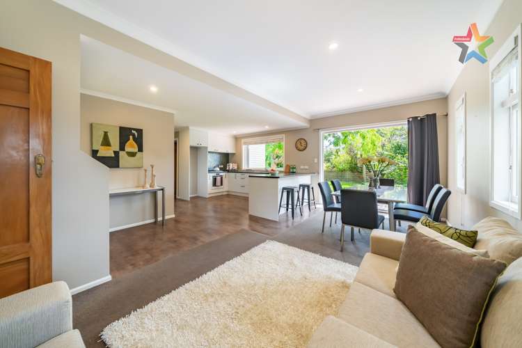 51 Pohutukawa Street Woburn_6