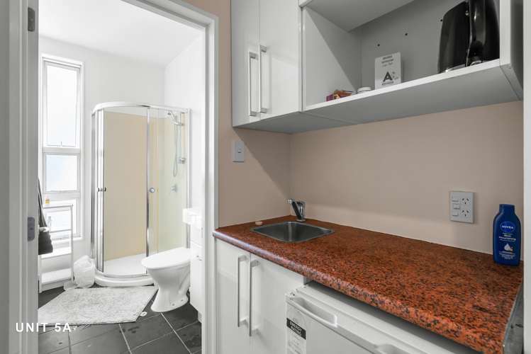 9 Hands Road Middleton_5