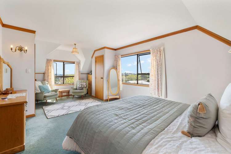 80 Highland Park Drive Highland Park_12