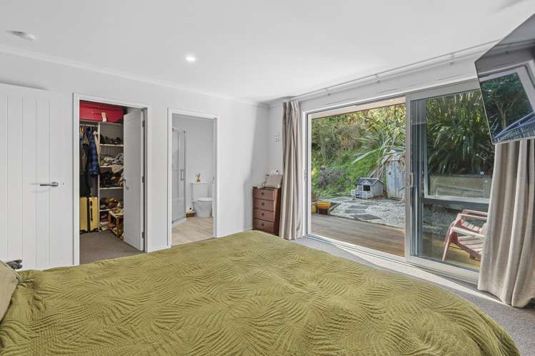 198 Seaview Road Westown_13