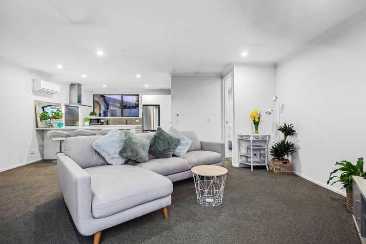 68B Travis Road Burwood_5