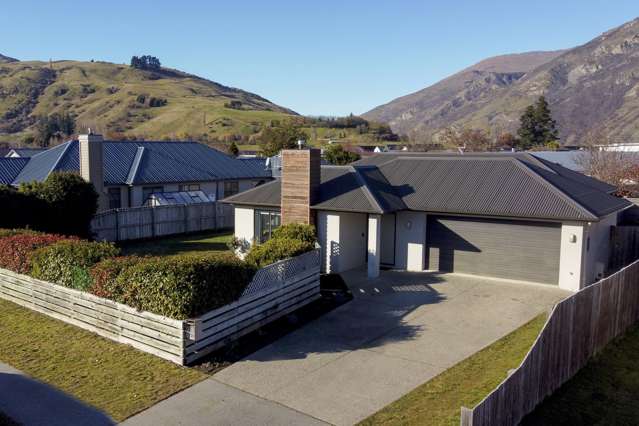 28 Lochnagar Drive Dalefield/Wakatipu Basin_1