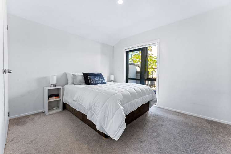 8/36 John Jennings Drive Oteha_7