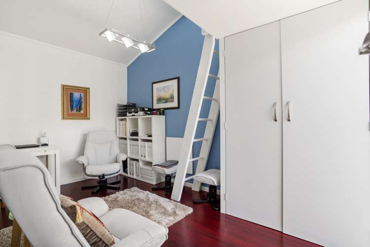 293 Don Buck Road Massey_17