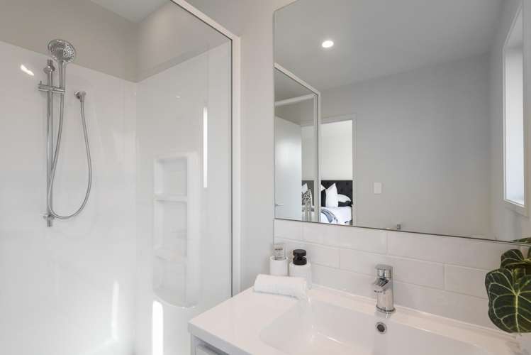 244B Vaughan Road Owhata_8