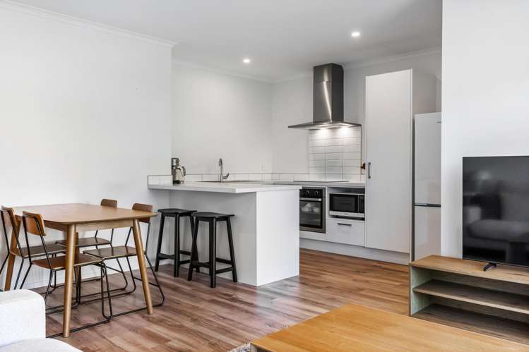 2/71 Hobsonville Point Road Hobsonville_6