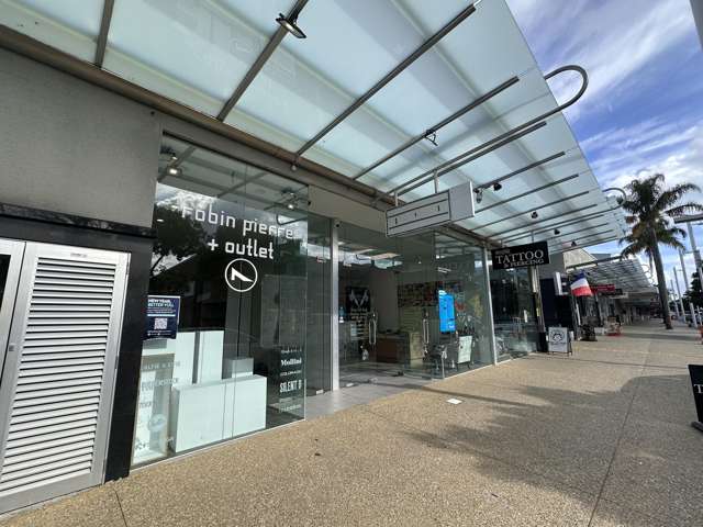 Prime Hurstmere Rd Retail Shop