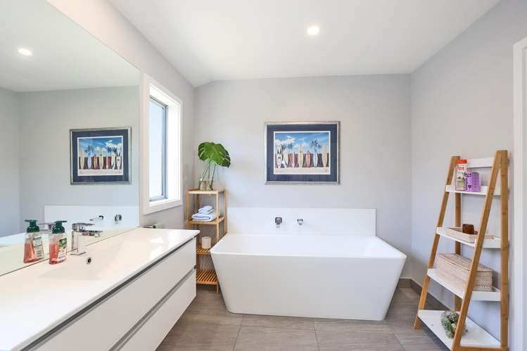 9 Manapouri Street Poraiti_14