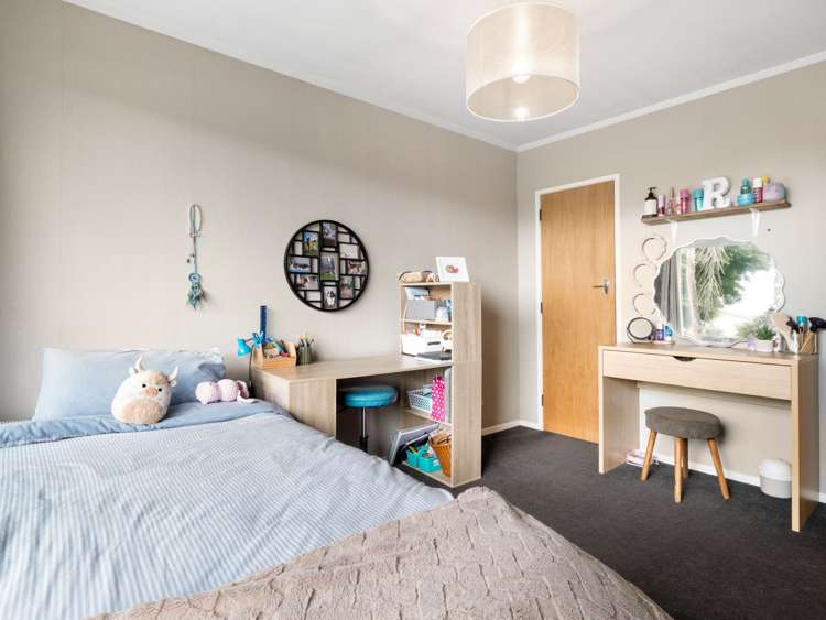 5 Darroch Street Fairy Springs_15