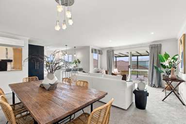 3 Carex Close_3