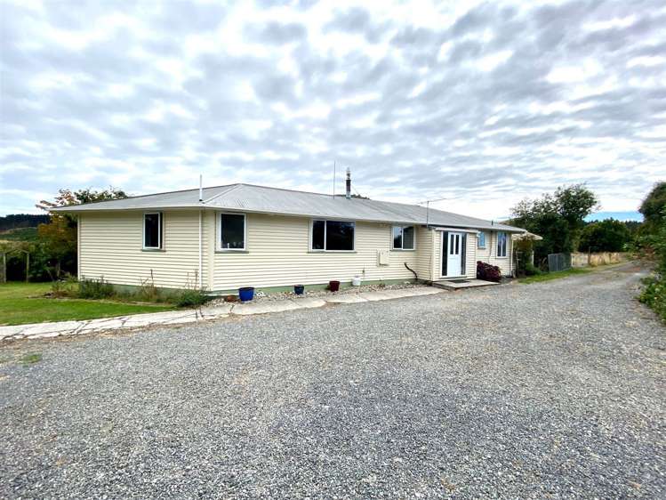 9 Clifford Street Clinton and Surrounds_24