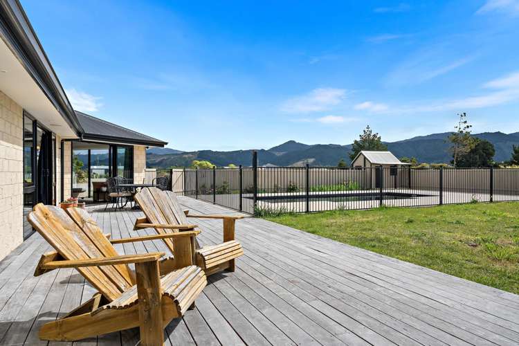 37 Ocean View Crescent Rarangi_39