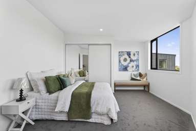 1-12/4-6 Riddell Road_2