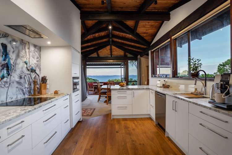 60 Pacific Parade Army Bay_9