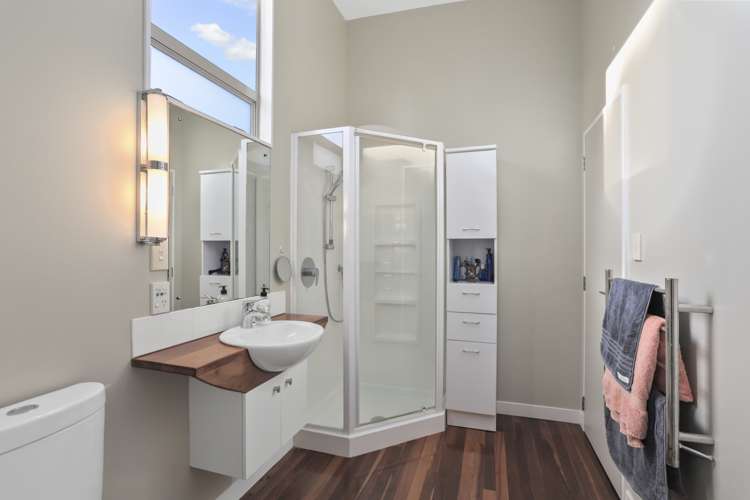 542d West Coast Road Oratia_14