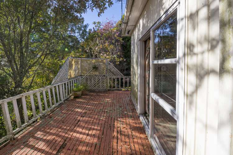 85 Scenic Drive Titirangi_15