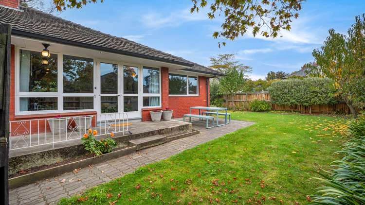 18b Idris Road Fendalton_1