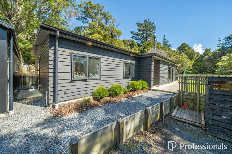 10 Aratika Grove Stokes Valley_24