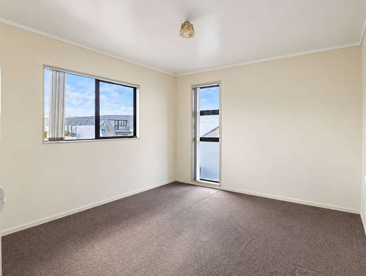 132 Riri Street Mangakakahi_14