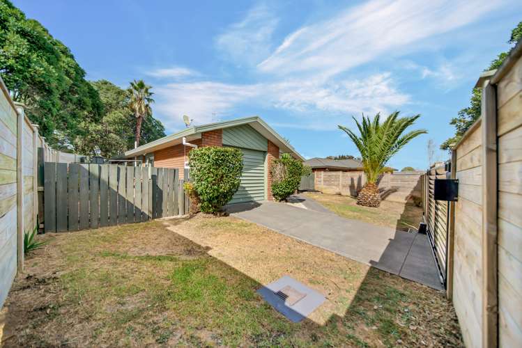 10 Settlers Cove Manurewa_15