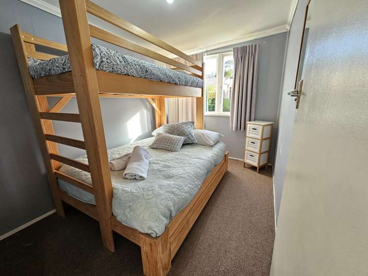 7 Kowhai Street Kaka Point_7