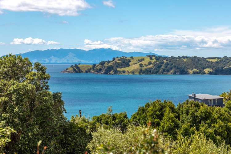 446 Sea View Road Onetangi_13