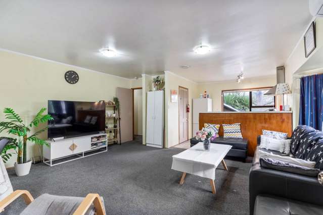 4/20 Reid Road New Lynn_4