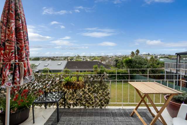 4/12 Aramoana Avenue Devonport_2