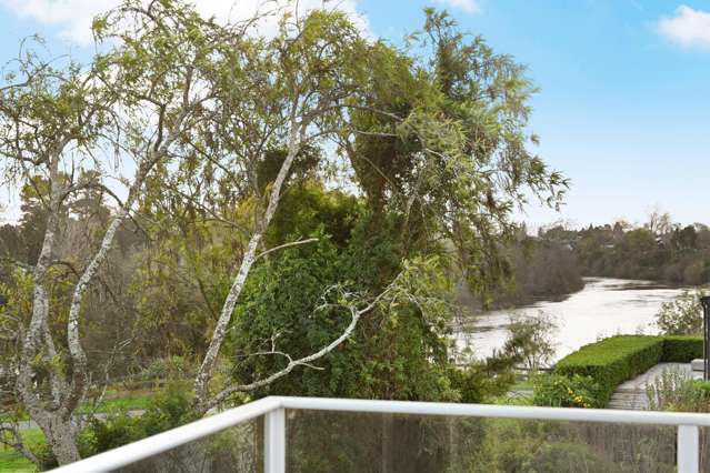 801 River Road Chartwell_3