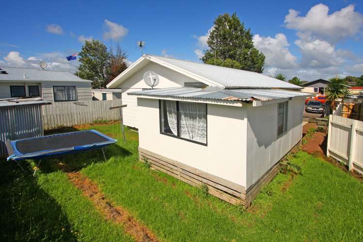 1/18 Kennington Drive Clendon Park_9