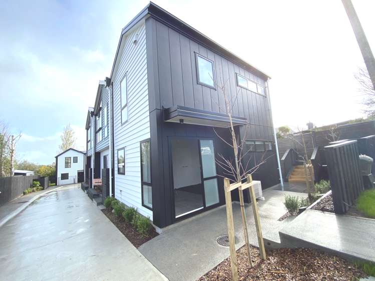 1/110 Kervil Avenue_0