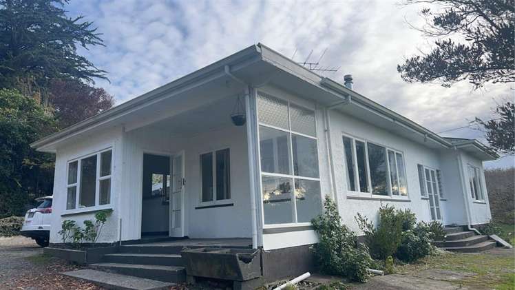 100 Marriages Road 1882_13