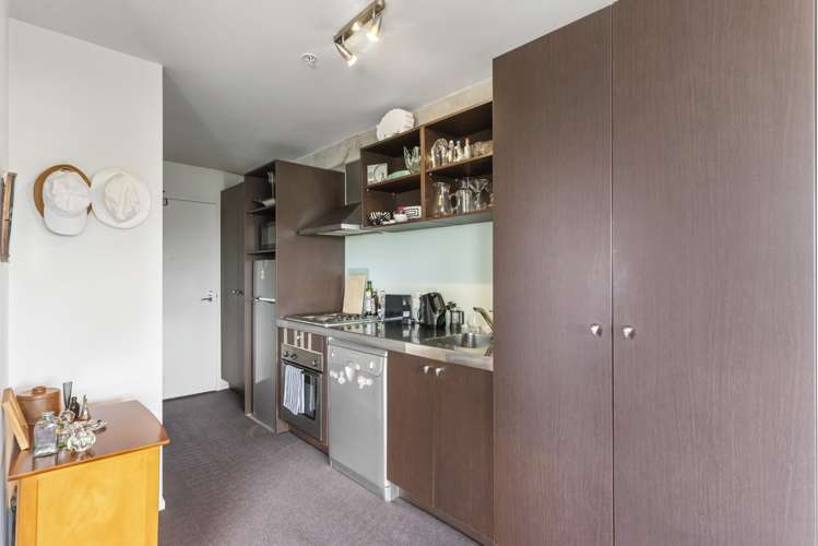 8d/18 Scotia Place Auckland Central_11