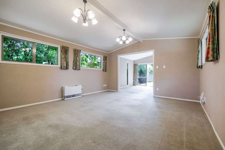 8 Saturn Crescent Milson_14