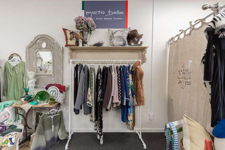 2/2-8 Queen Street Blenheim_11