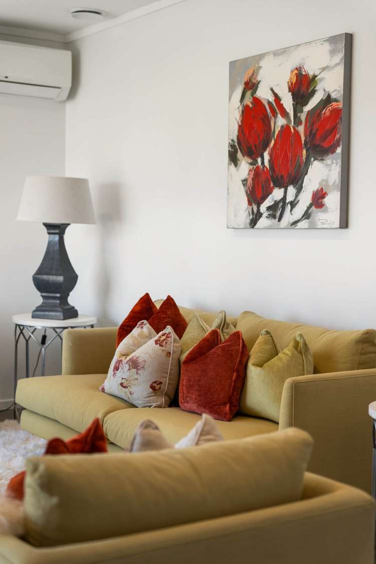 17 Sandrine Avenue Clover Park_4