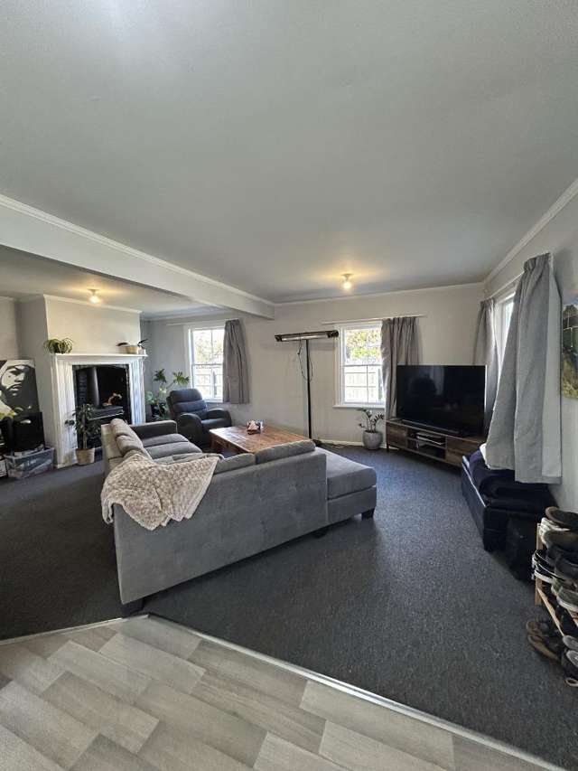 56 Venice Street 11146_4