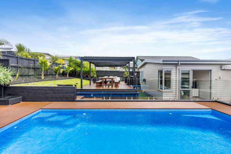 16 Lydiard Place Beachlands_6